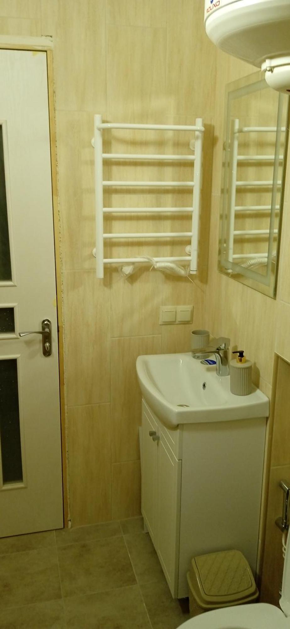 двухкомнатная квартира,500м и дерибасовская * Odessa